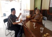 Penyuluh agama Islam didampingi kuwu pegagan lor sosialiasikan sertifikasi halal