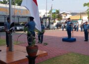Wujud Kedisiplinan, Prajurit Pangkalan TNI Angkatan Laut (Lanal) Cirebon Laksanakan Upacara Bendera Hari Senin