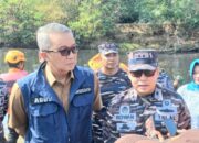 Sukseskan Prokasih Tahun 2023, Lanal Cirebon Bersama Unsur Forkopimda, Stakeholder dan Masyarakat Kota Cirebon Laksanakan Bersih-Bersih Kali/Sungai.