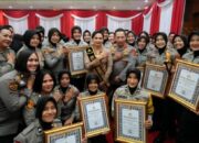 Kapolri Tekankan Polwan Harus Jadi Cooling System Pemilu 2024