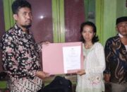 Didampingi Calon Legislatif DPRD KAB. CIREBON Dapil lV Partai Garuda Warga Desa suranenggala kidul Terimakasih KUA Kec.Kapetakan