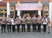 Kapolres Cirebon Kota Berikan Penghargaan Kepada Personel Yang Berprestasi