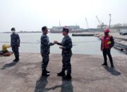 Kapal Siluman KRI Golok-688 Tercanggih di Dunia Bersandar di Pelabuhan Cirebon