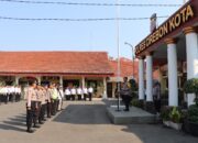 Kapolres Cirebon Kota Pimpin Pelaksanaan Apel Pagi Jam Pimpinan