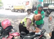 Unit lantas Polsek Seltim berikan tilang Pemotor pelanggar