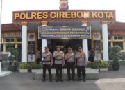Kapolres Cirebon Kota Pimpin Upacara Korps Raport Kenaikan Pangkat Pengabdian