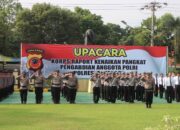 Tiga Personel Polresta Cirebon Mendapat Kenaikan Pangkat Pengabdian