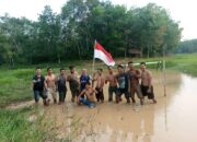 Warga Metrix RT 12 Keluhkan Bau Tidak Sedap Akibat Sampah Yang Berserakan