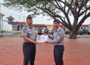 Apel Pagi, Lapas Indramayu Berikan Penghargaan Kepada Pegawai Teladan