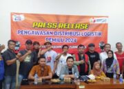 Panitia Pengawas Pemilu (Panwaslu) Kecamatan Purwadadi menggelar rapat koordinasi pengawasan distribusi logistik Pemilu 2024