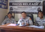 Sejak Masa Kampanye, Panwaslu Kecamatan Indramayu Temukan 398 APK yang Terpasang diluar Titik