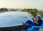 Liburan Tahun Baru di Talaga Langit, Ada Nasi Goreng Tuyul dan Ikan Bakar Genderuwo