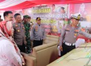 Kapolres Pekalongan Bersama Forkopimda Cek Pos Pengamanan Natal 2023 dan Tahun Baru 2024