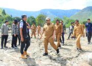 Bupati Samosir bersama Komisi B DPRD Provsu Tinjau Lokasi Banjir Sihotang