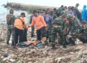 Kodim 0614/Kota Cirebon Gelar Karya Bakti Pembersihan Sungai dan Penanaman Pohon.