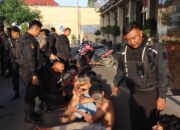Tim Patroli Raimas Macan Kumbang 852 Polresta Cirebon Gagalkan Tawuran di Empat Lokasi, Puluhan Remaja Diamankan