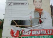 Baliho H. Asep Guntara Banyak Dirusak Oknum Tak Bertanggung Jawab, Timses Pun Mulai Geram!