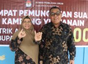Wabup Keerom Wahfir Kosasih dan Keluarga Salurkan Hak Pilihnya Pada Pemilu Serentak 2024