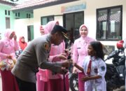 Kapolres Cirebon Kota Bersama Ketua Bhayangkari Laksanakan Kunker ke TK dan SD Kemala Bhayangkari 27