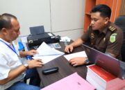 PENYERAHAN TAHAP II DAN PENAHANAN TERSANGKA DALAM PERKARA TIPIKOR PERJALANAN DINAS PADA SEKRETARIAT DAERAH KABUPATEN KEPULAUAN TANIMBAR PROVINSI MALUKU