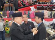 Wansori,S.H, Ketua DPRD Lampura Pimpin Sidang Paripurna Pelantikan Ahmad Mujib.
