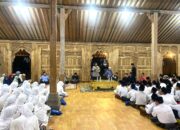 Kapolresta Cirebon Gelar Buka Puasa Bersama dan Berikan Penyuluhan kepada Santri Ponpes Bina Insan Mulia