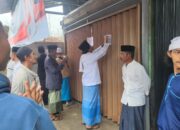 Masyarakat Bersama Tokoh Masyarakat Bangbayang Gerudug Toko Obat ilegal,Sekaligus Pasang Pamplet Peringatan.