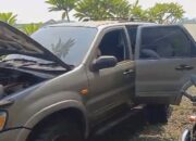 Terungkap Fakta Mobil Ford yang Terparkir Sejak Lebaran di Pinggir Jalan Bojong Pekalongan