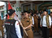 Lepas 432 Jemaah Haji, Bupati Imron: Patuhi Aturan Pemerintah
