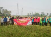 Normalisasi Saluran Irigasi Di Kampung Cijeler Sebagai Pelaksanaan Padat Karya Tunai Desa ( PKTD ) Bobojong