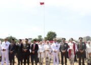 Danlanal Cirebon Hadiri Upacara Penaikan Bendera HUT Proklamasi Kemerdekaan RI Ke-79 Tingkat Kota Cirebon