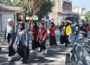 KOMITE SMAN 1 KERUAK SAMBUT POSITIP KEGIATAN PAWAI ALAGORIS TINGKAT SLTA SE KECAMATAN KERUAK