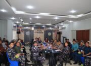 Jelang HUT TNI AL Ke-79, Danlanal Cirebon Memimpin Rapat Koordinasi Bersama Forkopimda Kota Cirebon Dalam Rangka Pelaksanaan Kegiatan Sosial dan Tabur Bunga di Laut