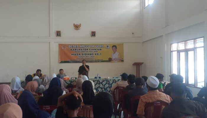 Adanya reses Anggota Dewan DPRD Cianjur, masyarakat Desa Kawung luwuk menyimpan harapan