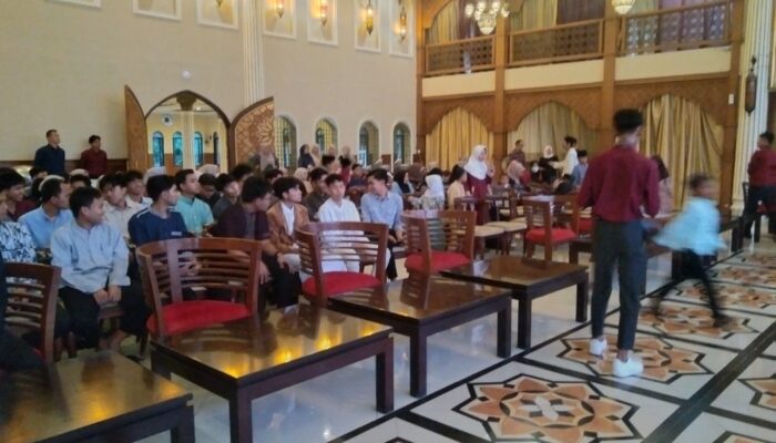 Lembaga Pendidikan Keterampilan (LPK -Binawan) Berbagi Keberkahan Ramadhan Bersama Siswa Didik dan Menyantuni Anak Yatim.