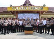 Usai Apel Pagi, Kapolres Keerom Beri Kejutan Kepada Personel Yang Ulangtahun Di Bulan April