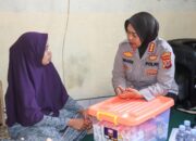 Tak Hanya Salurkan Bantuan, Kapolresta Cirebon Bangkitkan Semangat Keluarga Korban Longsor Galian C Gunung Kuda