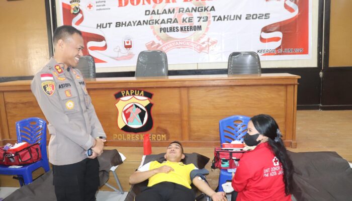 Jelang Hari Bhayangkara Ke-79, Polres Keerom Gelar Donor Darah