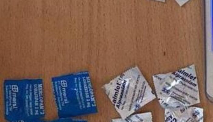 Prof Sutan Nasomal Pakar Hukum, Ekonom Minta Kadinkes Bersama Kapolres Sidik Pasar Bebas Obat Terlarang di Toko Obat Mematikan Genus Kota Bekasi!!!