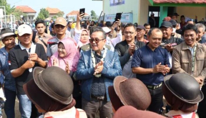 Lakukan Mubeng, Bupati Cirebon Serap Langsung Aspirasi Warga
