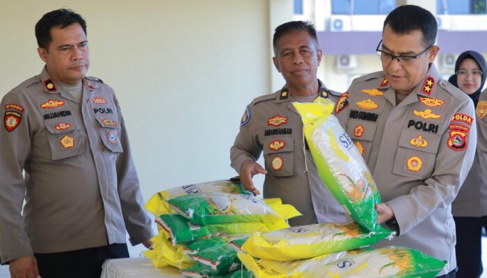 Kapolda NTB Turun Langsung Tinjau Pasar Murah untuk Masyaraka