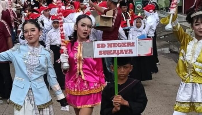 Bukti Cinta Tanah Air SDN Sukajaya Tampilkan Kreatifitas dan Pakaian Adat Sambut HUT RI 2025