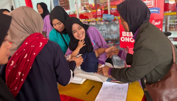 Alfamart dan Zwitsal Perluas Jangkauan Program Sahabat Posyandu di 34 Kota Sepanjang September 2025