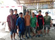 Warga Desa Bayalangu Kecamatan Gegesik Cirebon Jawa Barat menolak Pelebaran Jalan Provinsi