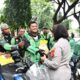 Polresta Cirebon Gelar Patroli dan Baksos Kepada Driver Ojek Online dan Tukang Becak