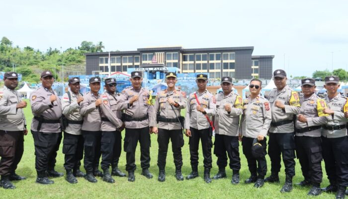 Kapolres Keerom Beri Apresiasi kepada Ratusan Mitra Kamtibmas Polres Keerom dalam Apel Presisi Polda Papua