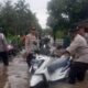 Curah Hujan Tinggi, Polres Keerom Gercep Bantu Warga Terdampak Banjir