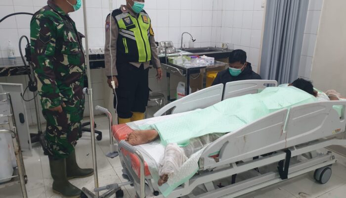 Niat Rapikan Kabel WiFi, Dua Pemuda di Pekalongan Terkapar Tersengat Listrik