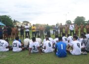 Apresiasi Semangat Tim Persiker Keerom. Ini Pesan Bupati Piter Gusbager