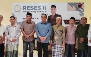 Anggota DPRD Propinsi Jawa Barat dari Fraksi PDIP Bambang Mujiarto,S.T,Sambangi Desa Lewat Reses